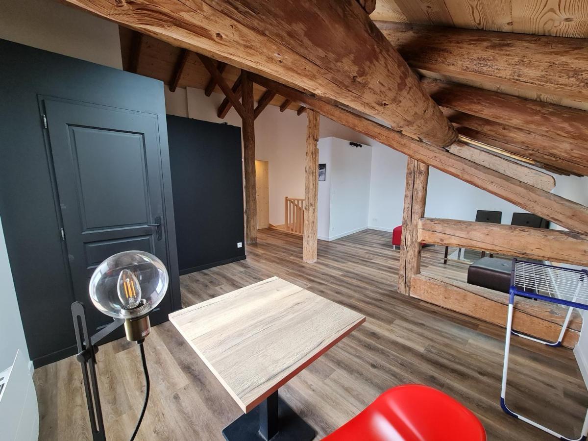 La Maizon Du Bois - Le Haut Appartement De 130 M2 - Le Bas Appartement De 70 M2 ลาปลาญ ภายนอก รูปภาพ