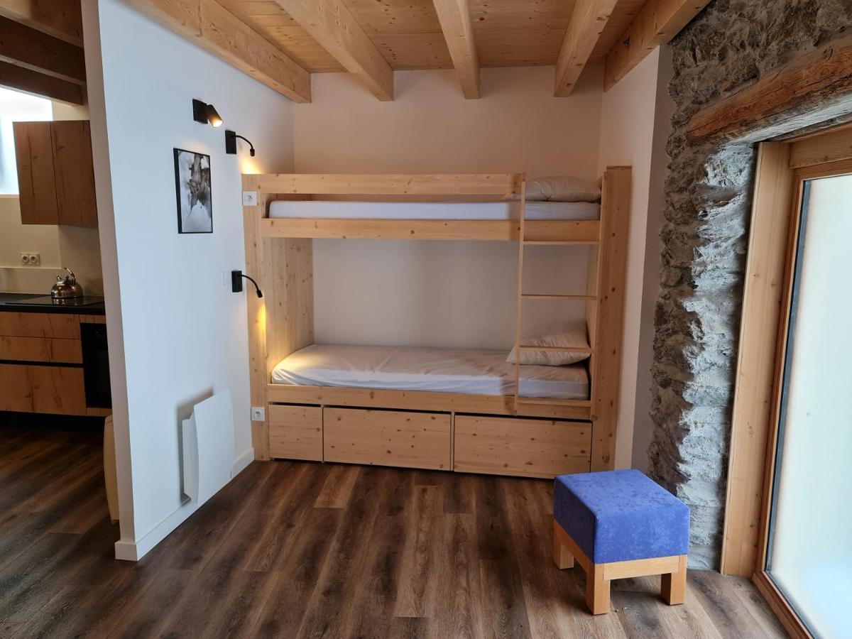La Maizon Du Bois - Le Haut Appartement De 130 M2 - Le Bas Appartement De 70 M2 ลาปลาญ ภายนอก รูปภาพ