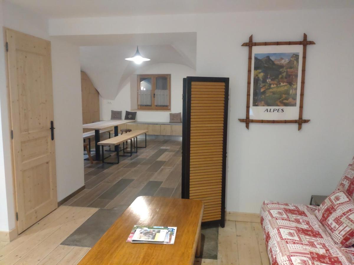 La Maizon Du Bois - Le Haut Appartement De 130 M2 - Le Bas Appartement De 70 M2 ลาปลาญ ภายนอก รูปภาพ