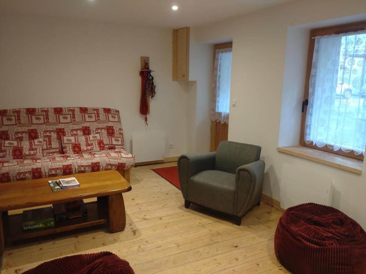 La Maizon Du Bois - Le Haut Appartement De 130 M2 - Le Bas Appartement De 70 M2 ลาปลาญ ภายนอก รูปภาพ
